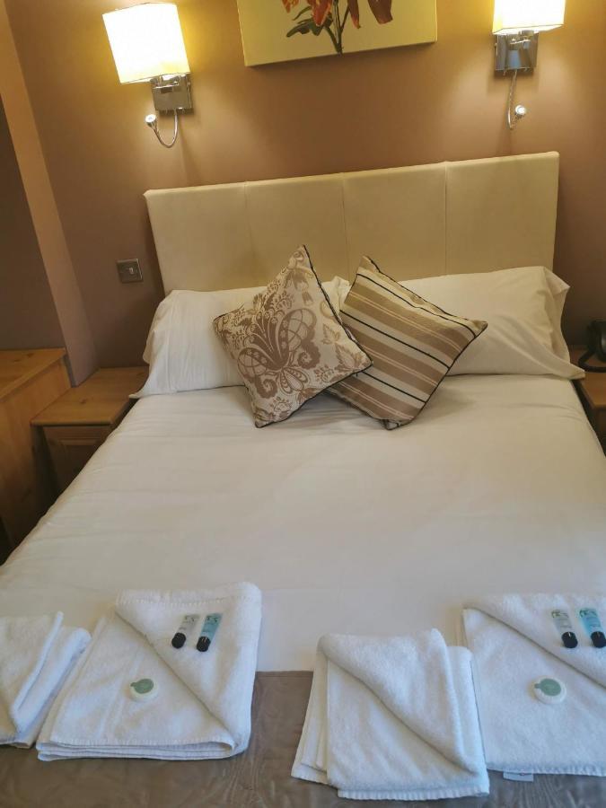 The Queens Hotel トッドモーデン エクステリア 写真